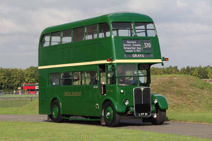 London Transport AEC Regent 3RT Park Royal RT2083